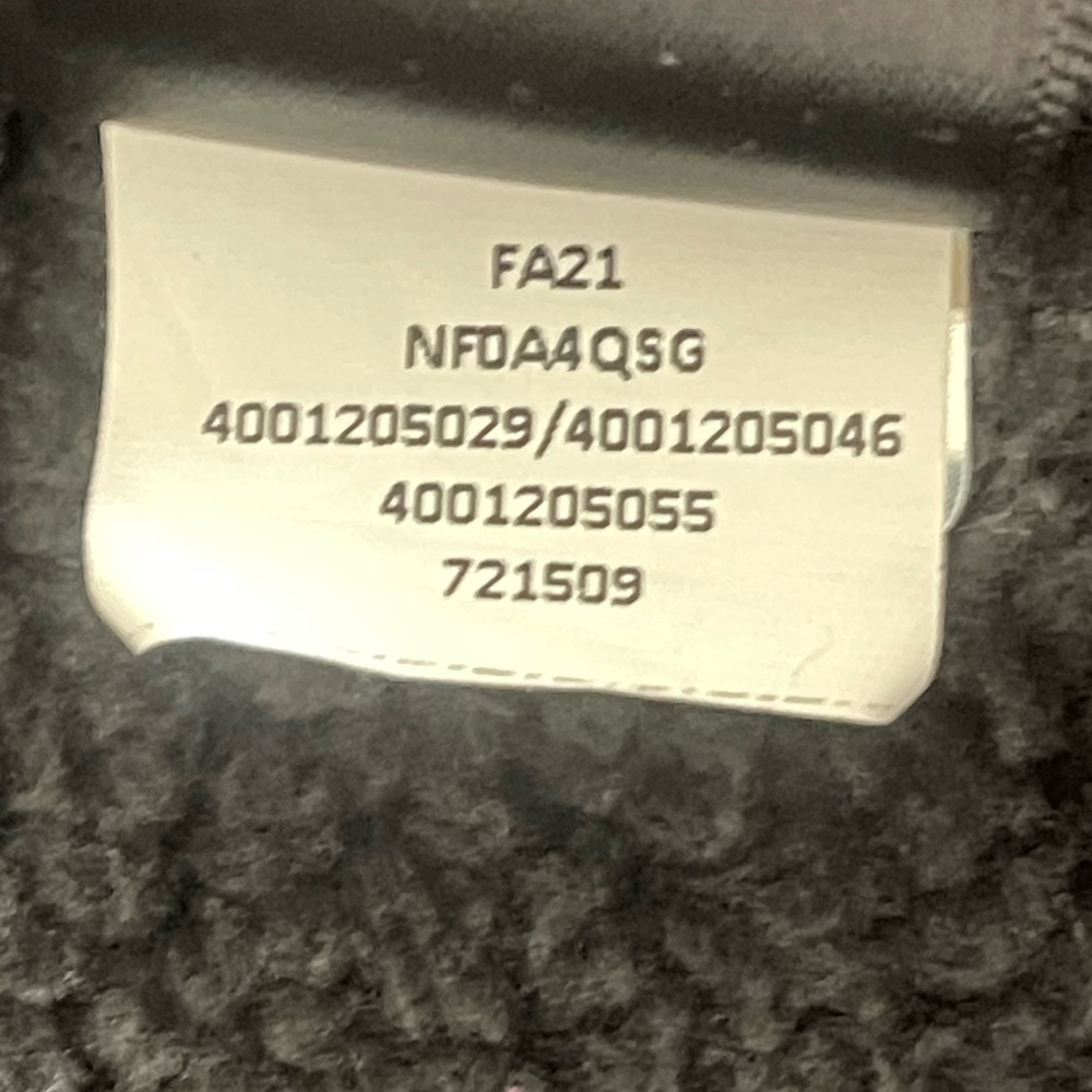 The Northface Men’s Leo Black 1/4 Zip Sweater Pullover Size Medium - Picture 6 of 8